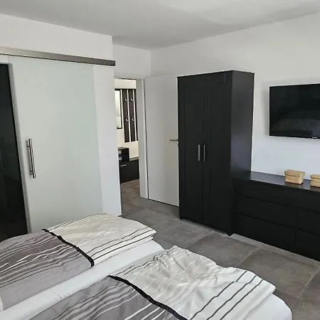 Apartment Dg Mit Neckarblick