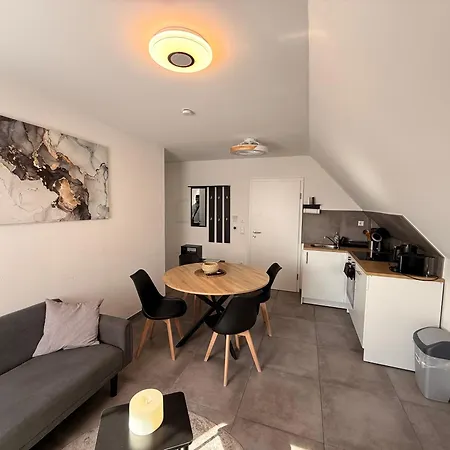 Apartment Dg Mit Neckarblick *